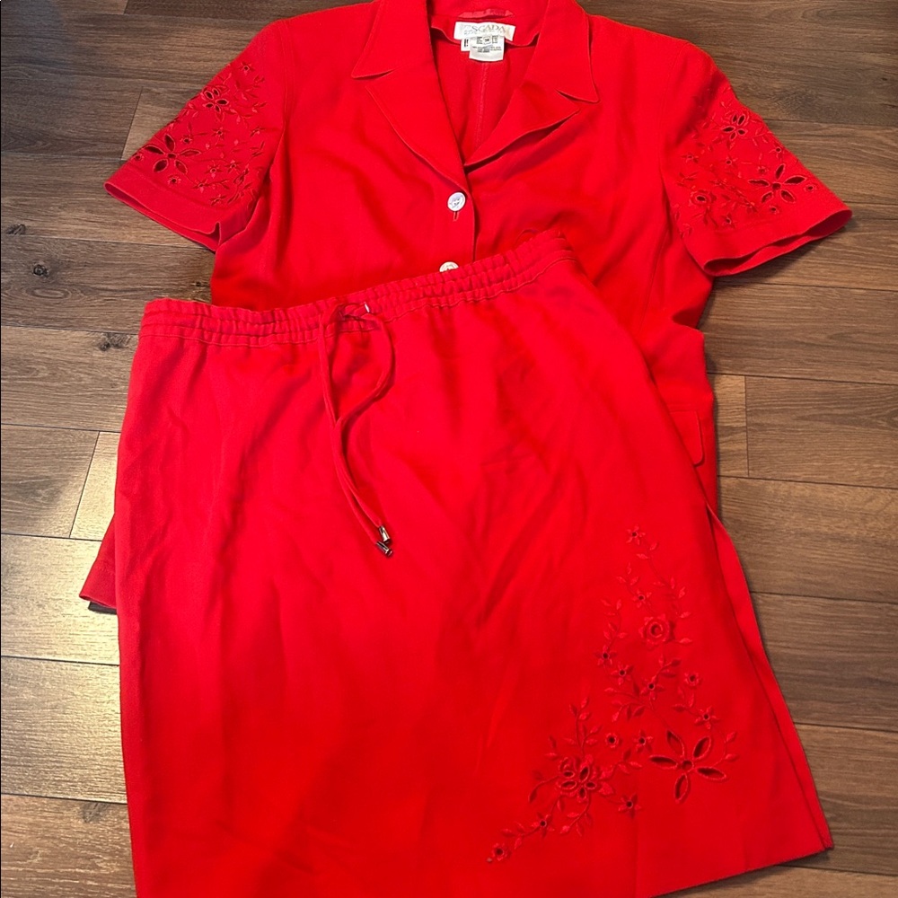ESCADA Vintage Red Blazer and skirt set with Floral Cutouts